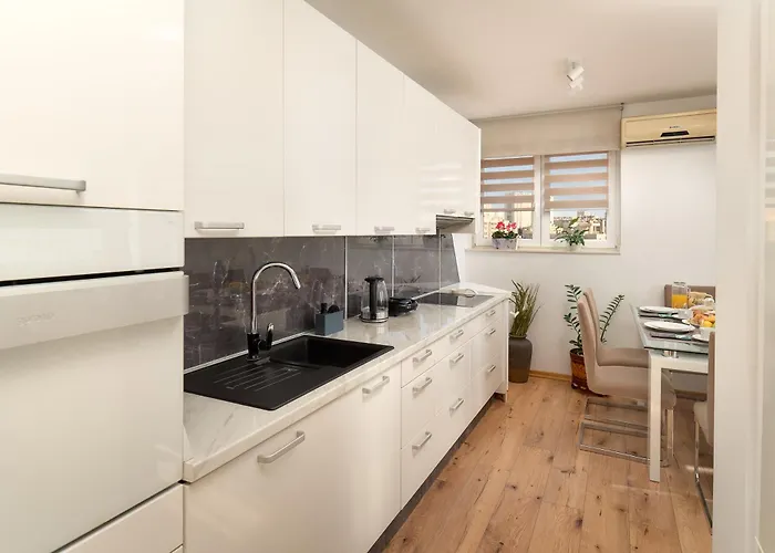 Adriatic Skyline Apartment